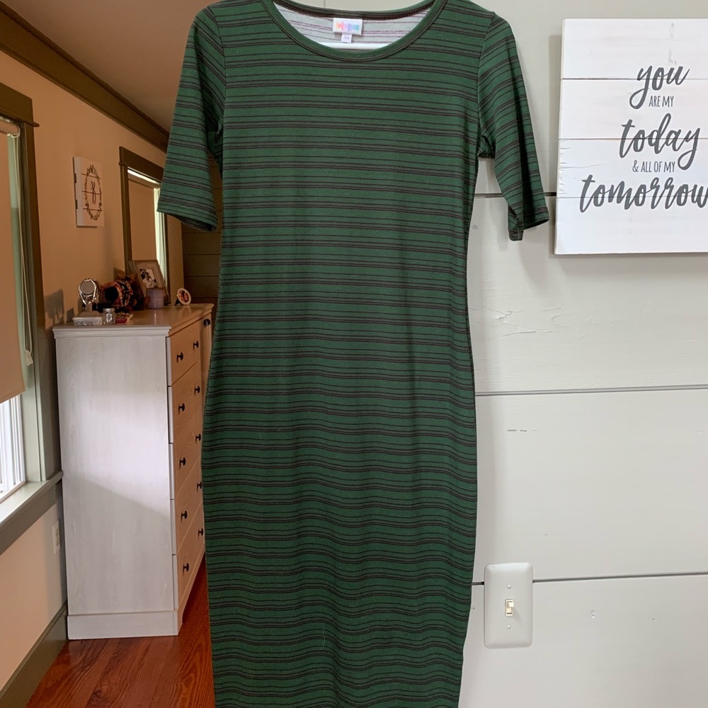 Xs LuLaRoe Julia